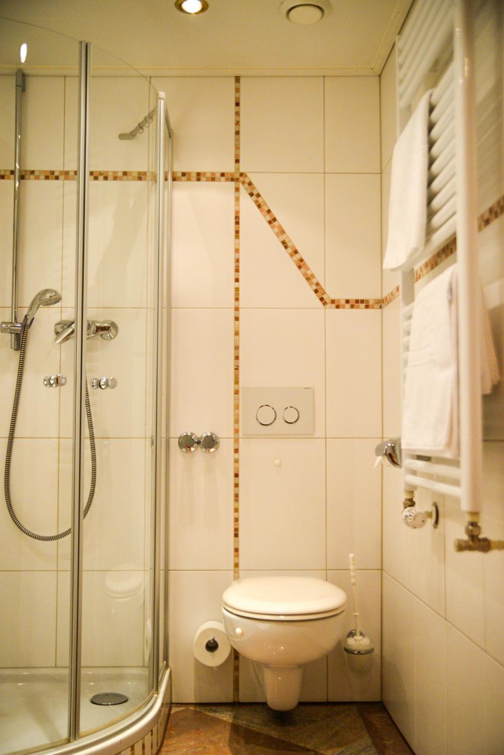 Flair Hotel Gruener Baum โดเนาเอชิงเงน ภายนอก รูปภาพ