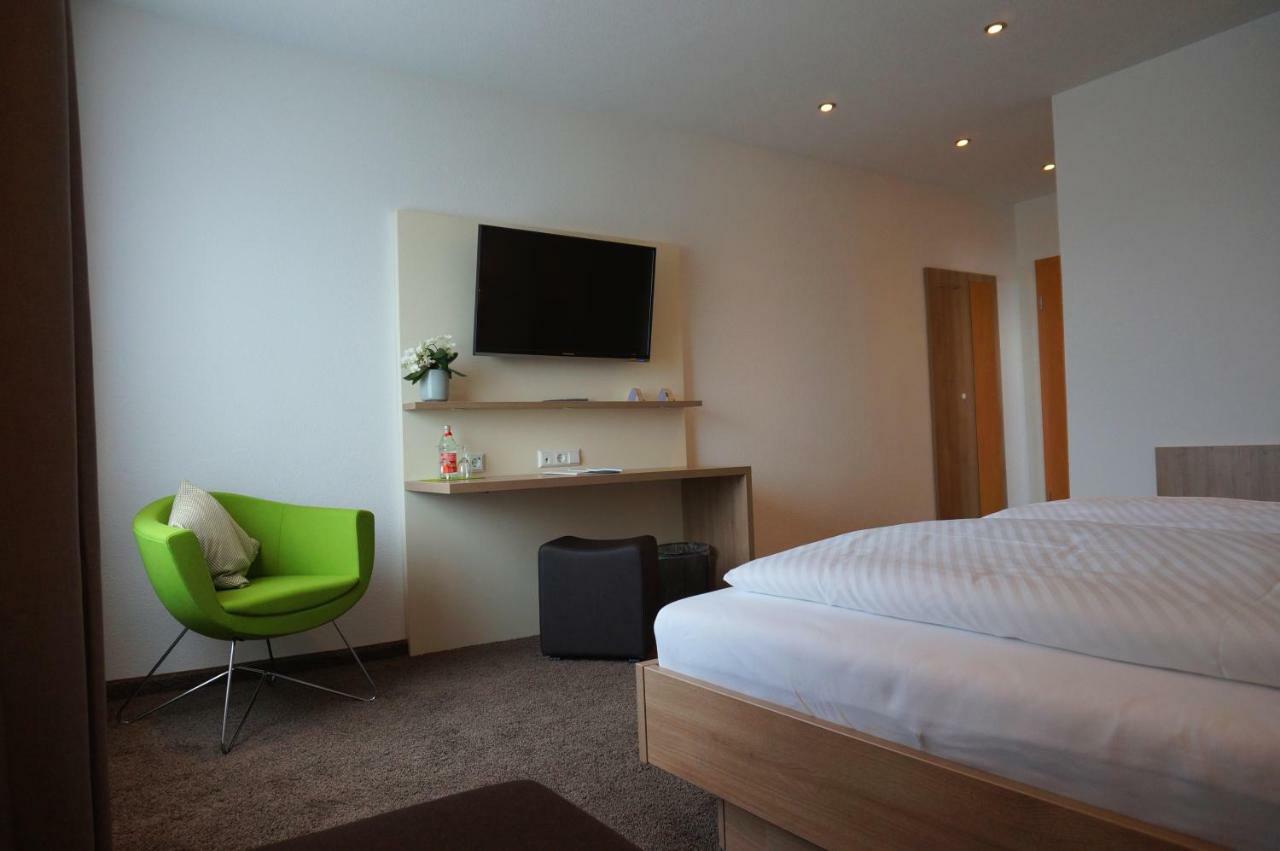 Flair Hotel Gruener Baum โดเนาเอชิงเงน ภายนอก รูปภาพ